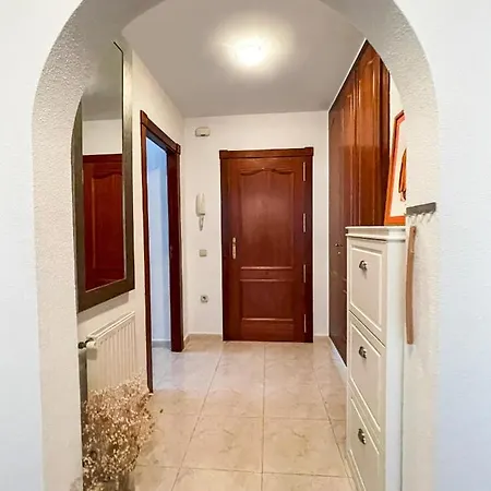 Orquidea Con Piscina דירה קלפה